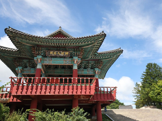 A Sacred Gaze at Seokguram Grotto