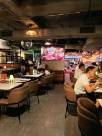 尖沙咀人氣音樂酒吧餐廳