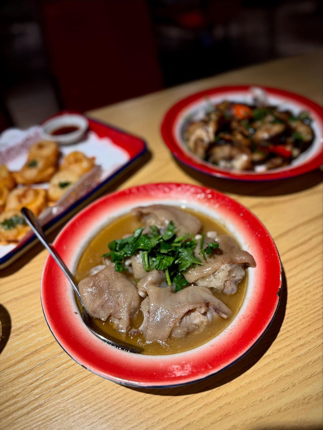 坪洲海鮮大排檔🥢 登陸銅鑼灣🥳 涼住冷氣吃小炒  坪洲海鮮大排檔🥢 登陸銅鑼灣🥳 涼住冷氣吃小炒