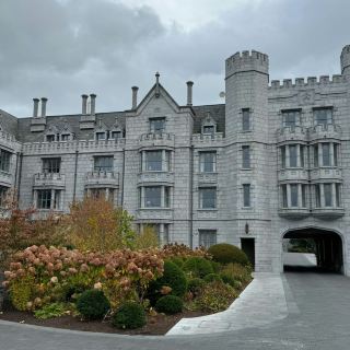 아데어 매너 - 아일랜드의 웅장함을 보여주는 걸작