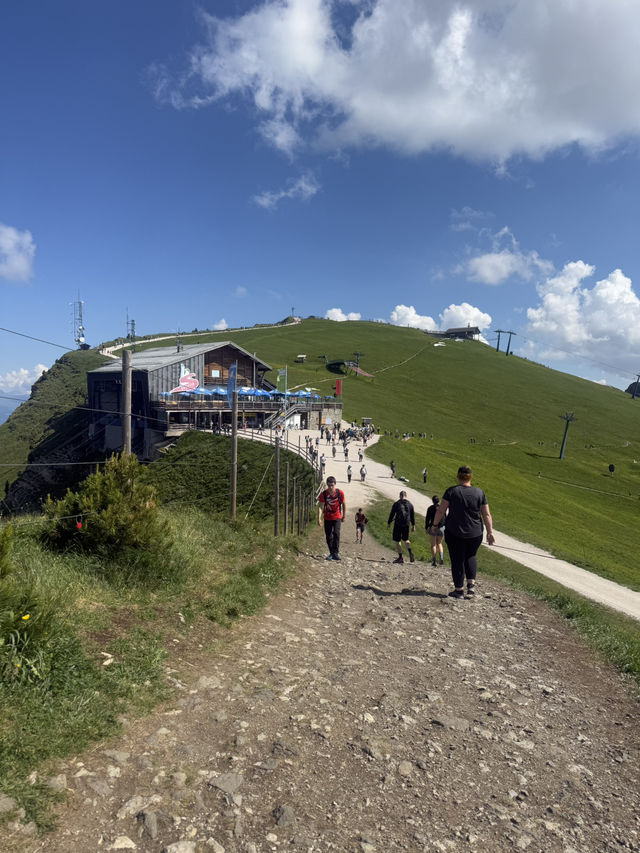 多羅米蒂最美山鋒—刀鋒山Seceda