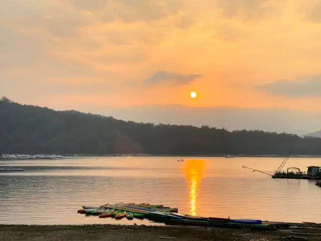 遇到外國人問「什麼累」？原來是Sun Moon Lake 