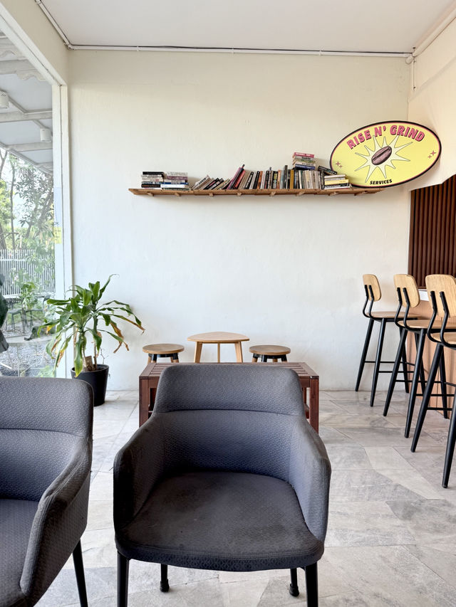 🌸 Moara Cafe – Where Comfort Meets Style in Alor Setar 🌸 Moara Cafe – Where Comfort Meets Style in Alor Setar