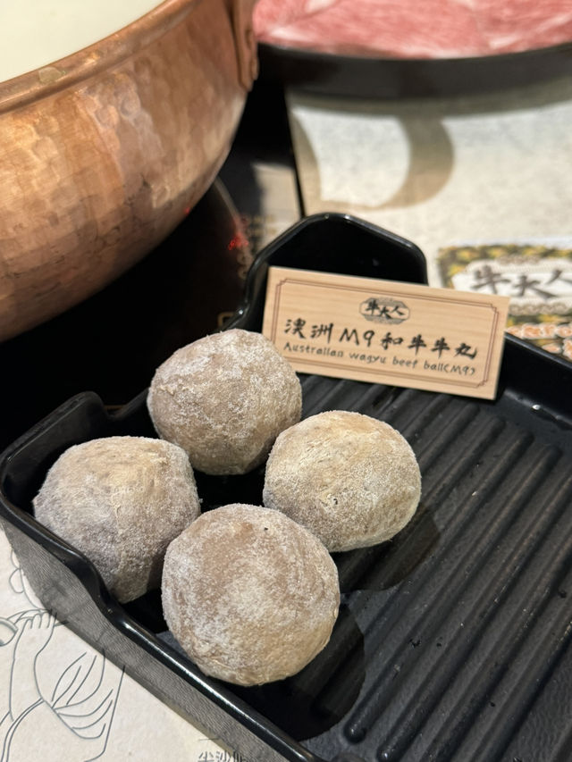 銅鑼灣極上日本A4和牛火鍋放題🍲｜牛大人台灣火鍋吃到飽 (銅鑼灣)  