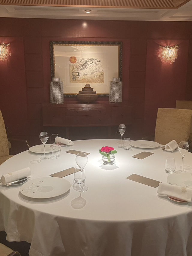 🍷 帝国ホテル東京「レ セゾン」──美しく、静かに、ととのう時間 🇫🇷