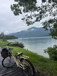 A day of cycling around the beautiful Sun Moon Lake