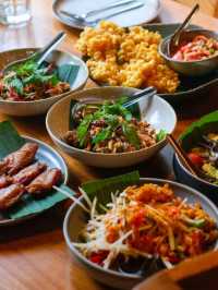 ครัวข้างเริน (Krua Khang Rern)