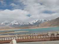 The Golden Grassland of the Pamir: A Golden Scroll on the Plateau