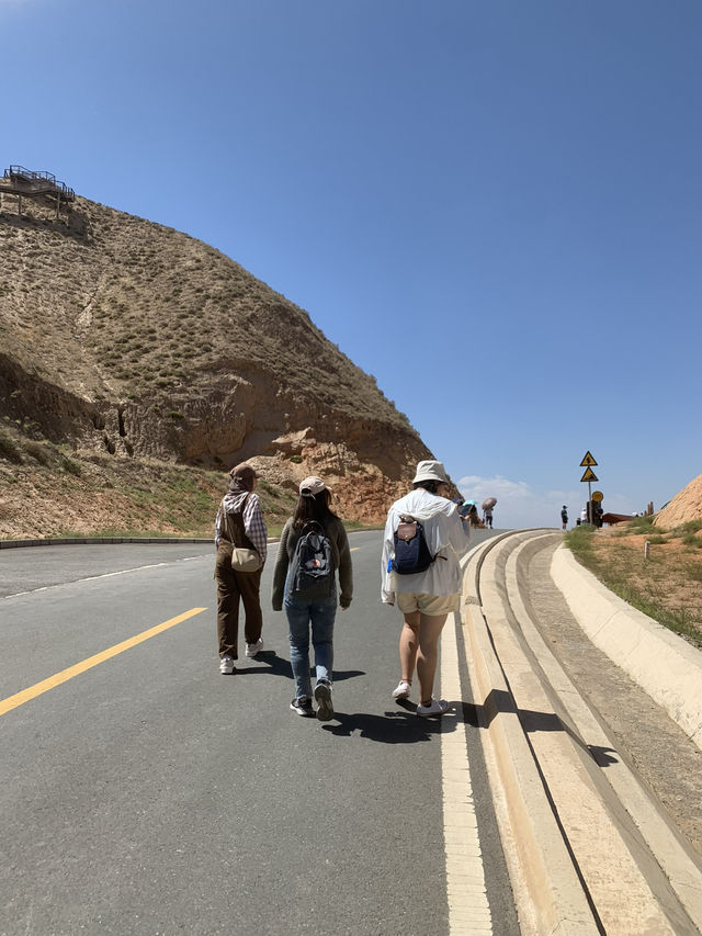 🌈 Shuimo Danxia — ภูเขาสีรุ้งกลาง Lanzhou 🌈 Shuimo Danxia — ภูเขาสีรุ้งกลาง Lanzhou