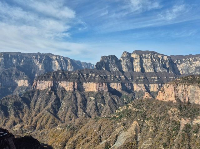 งบเที่ยวเจิ้งโจว–ไคเฟิง–เส้าหลิน 4 วัน 3 คืน