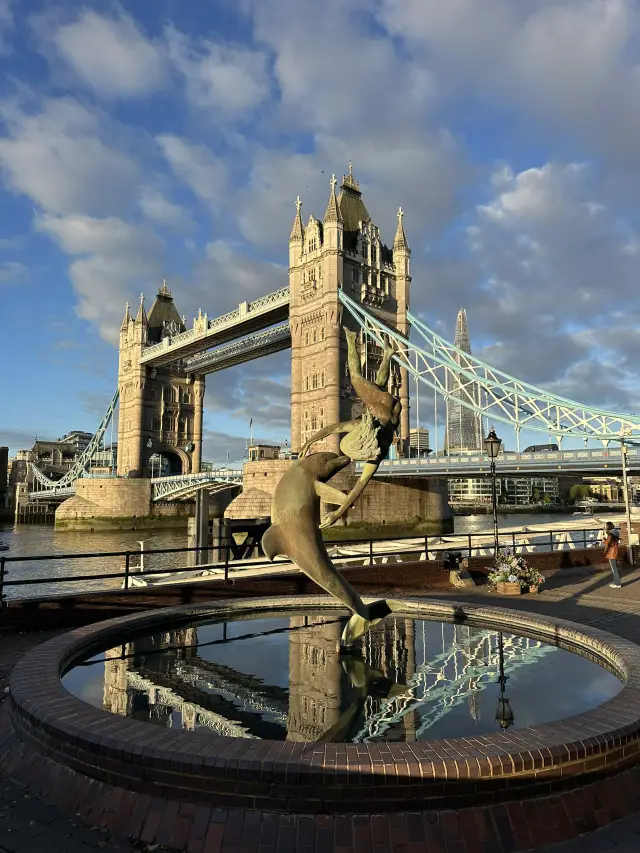 Catch Tower Bridge like never before in London’s crisp sunshine 🌉☀️