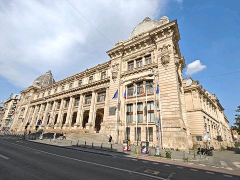 壮大で威厳のある博物館 #ルーマニア国立歴史博物館 - ルーマニア