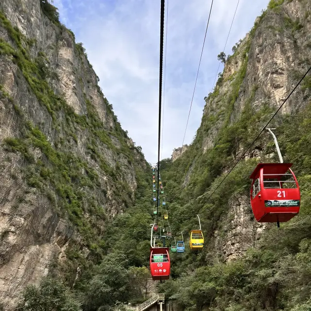 Dragon Gorge: A Breathtaking Escape Just an Hour from Beijing.