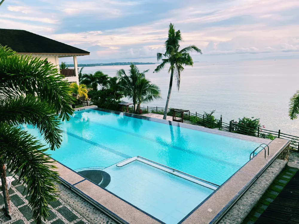🏖菲律賓Cebu & 薄荷島🌴|度假、美食、潛水一站式全包之旅!鯨鯊共游太震撼!🍻