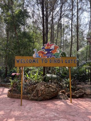 We had such a great time at Dino’s Gate Batam! 🦖✨ It was definitely one of the highlights of our Batam trip.
The place is fun and enjoyable for all ages — not only for children, but also for adults and even elderly family members. We came as a family and everyone had a good time. There were plenty of nice spots to explore and take photos, and the whole experience was really entertaining.
I especially recommend this place for families travelling with both kids and elderly parents. It’s a great attraction where different generations can enjoy spending time together.
Definitely worth visiting when you’re in Batam. We really loved it and would happily come again! ❤️🦖
