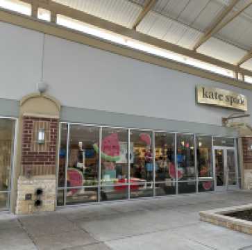 Excellent outlet shopping experience