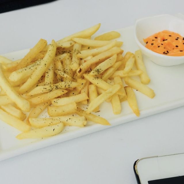 Mx Coffee & Restaurant ร้านสวยที่รือเสาะ