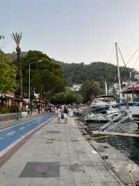 Brisk walks near the waters of Fethiye 😍