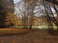 Autumn in Park Maksimir Zagreb 🗺️