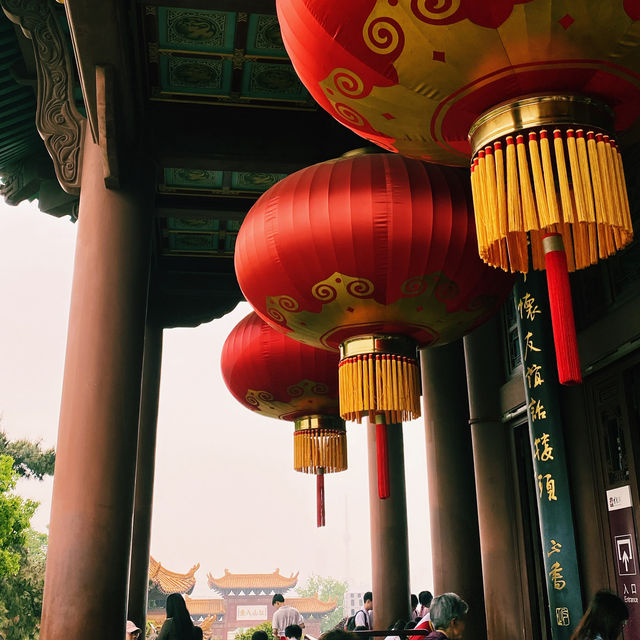 Can’t Miss the Yellow Crane Tower in Wuhan 