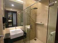 “Raia Kuching: Where Serenity Meets Convention Excellence”