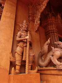Wat Sila Ngu – the Red Temple by the Sea