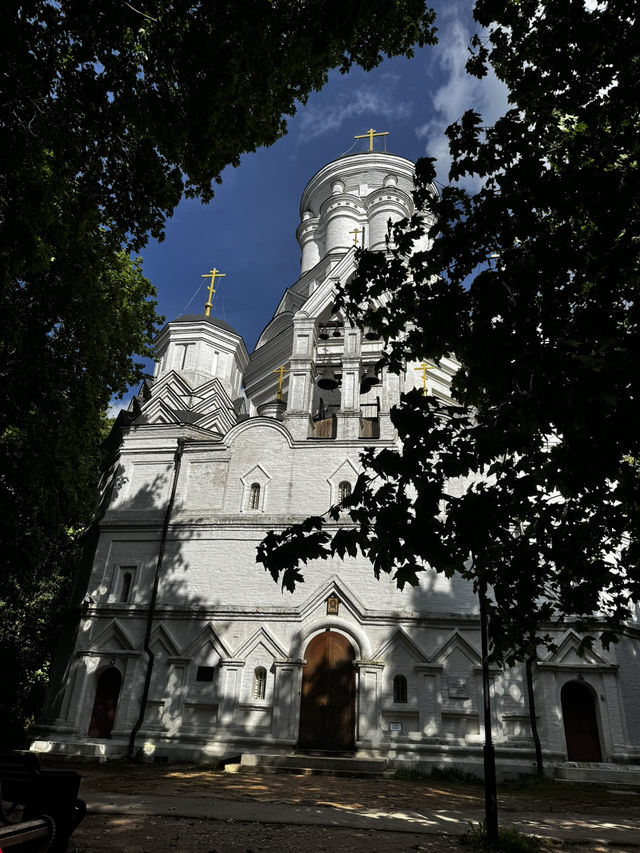 Kolomenskoye: How I Came for a Walk and Left Feeling Magic