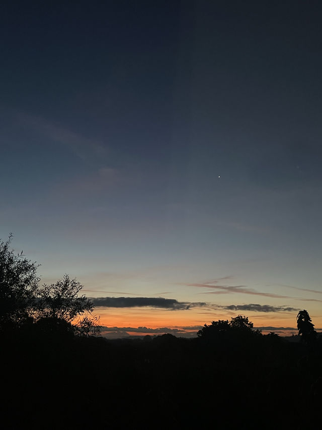 Solent Skies: A Southampton Sunset