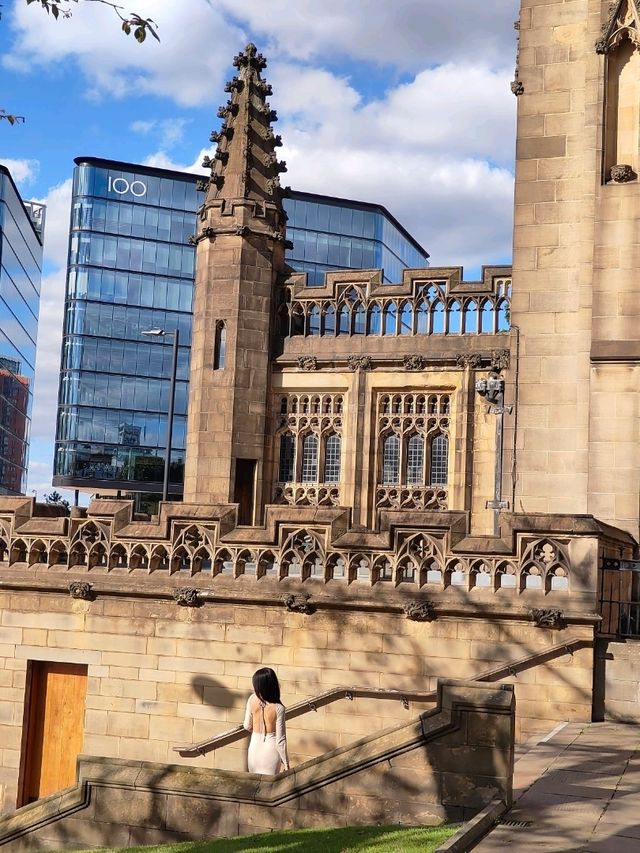 Manchester Cathedral – A Monument of Time and Craftsmanship Manchester Cathedral – A Monument of Time and Craftsmanship