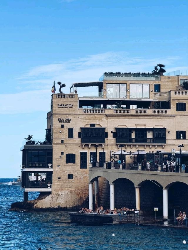 ✨ A Day in St. Julian's, Malta: Vibrant Vibes & Mediterranean Magic! ✨🌊