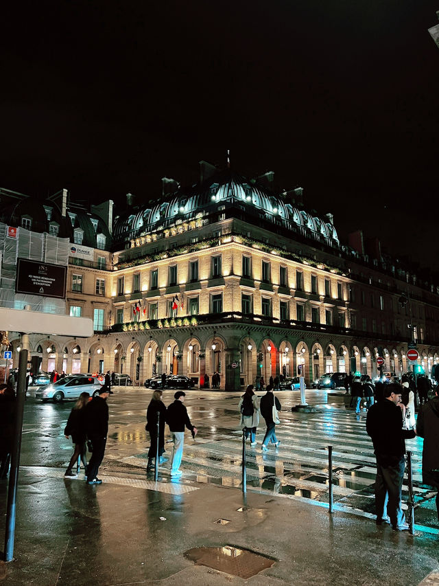 When Paris Lights Up, the Night Comes Alive 🇫🇷