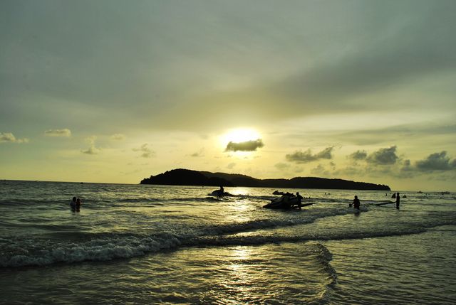 Experience Langkawi - Encounter a Beach Sunset