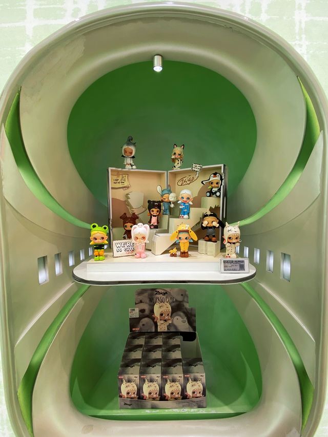 POP MART（泡泡瑪特）