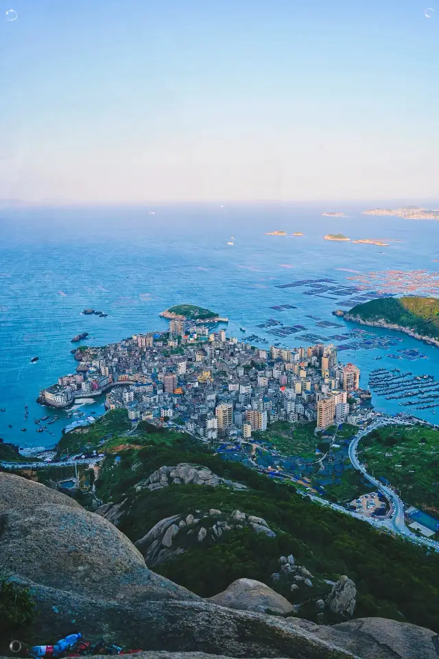 This is not Rio de Janeiro, this is the city of God belonging to Fujian
