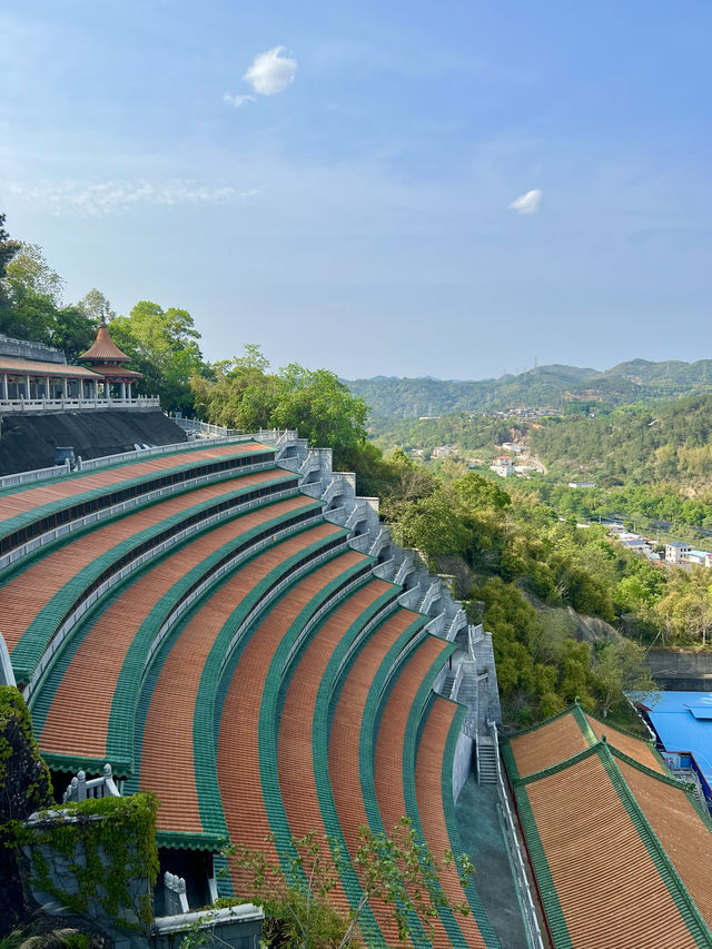 梅州戶外景點遊玩攻略｜烏仙岩佛光寺