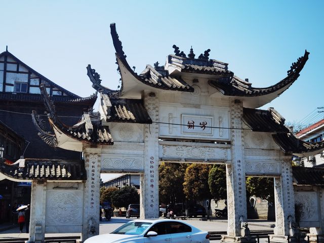 貴州百里杜鵑-大方縣一日遊