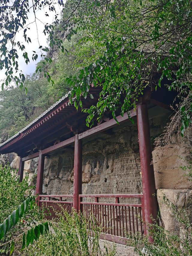 麟山探秘｜巔山千佛朝如來