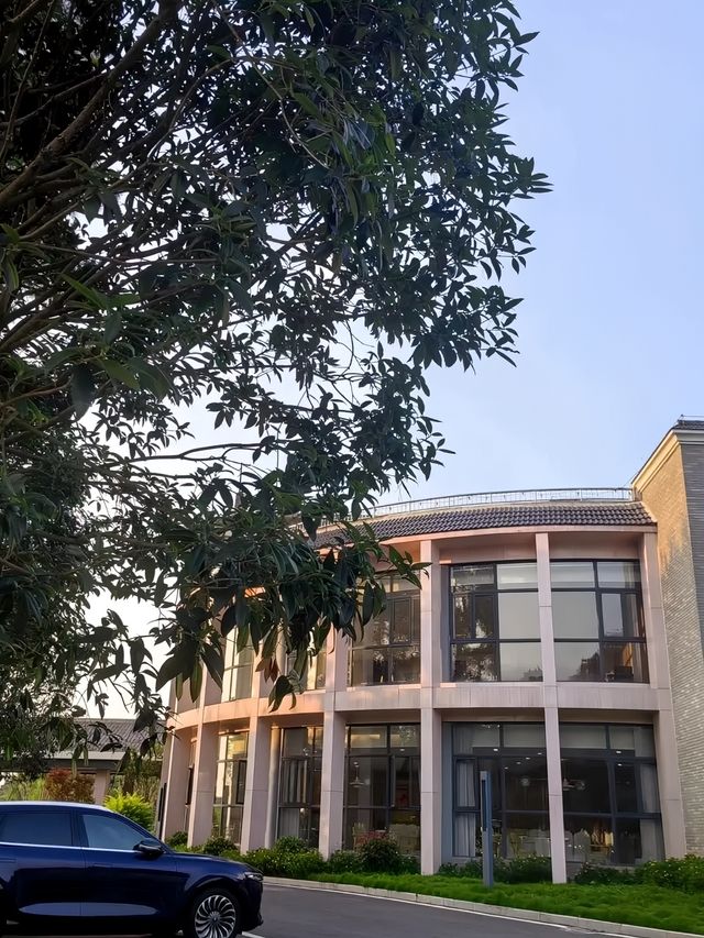 住進森林公園內呼吸新鮮空氣,遠離城市喧囂。
