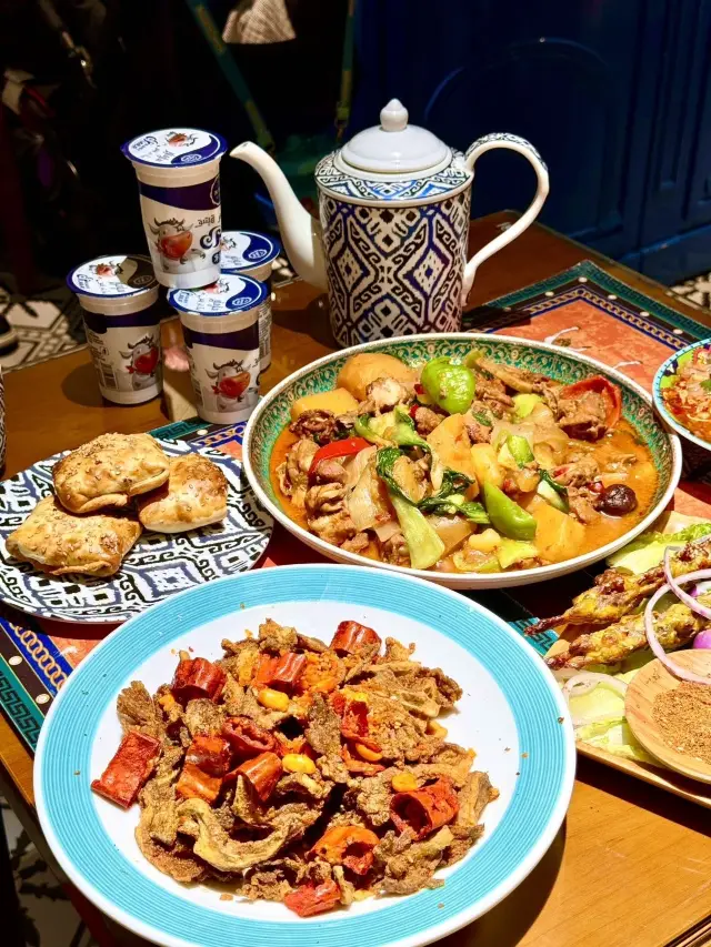 A must-try Xinjiang restaurant on Guijie.