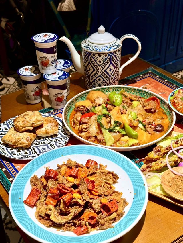 簋街必食榜伊犁樓蘭新疆菜。