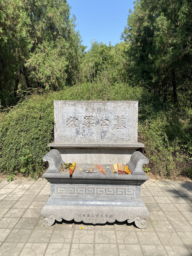 Qiyun Pagoda - Old Buddhist Pagoda in Luoyang
