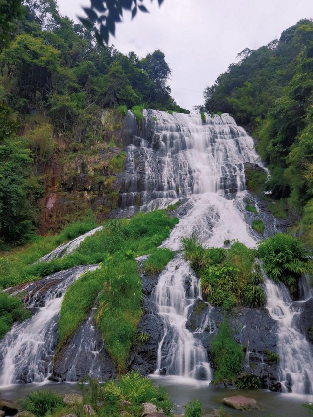 廣東梅州——上舉相思谷休閒散心好地方。