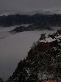 打卡陝西版的「雲頂天宮」。