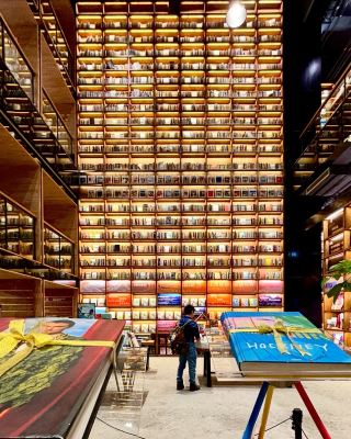 Fall in love with Banshan Bookstore and savor the charm of Changzhou's literary culture