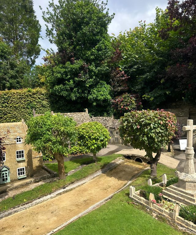 英國波頓模型村｜小小天地，大大童話！