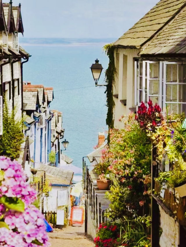 Cloverly Devon, England very beautiful 