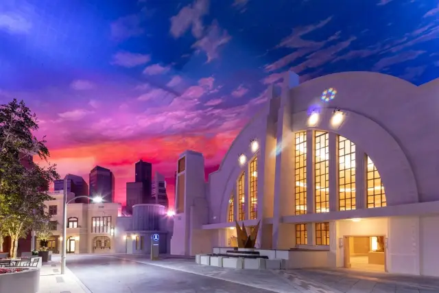 Unlock Abu Dhabi's Theme Parks' Hidden Gems and Ultimate Experiences!
