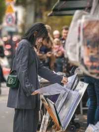Exploring Paris: A City Walk Along the Seine River