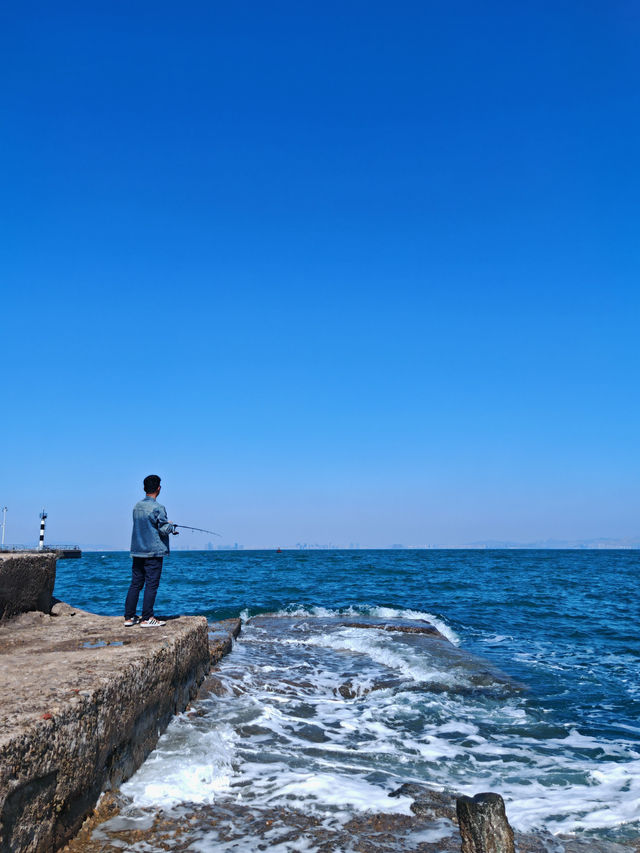 與大海撞個滿懷