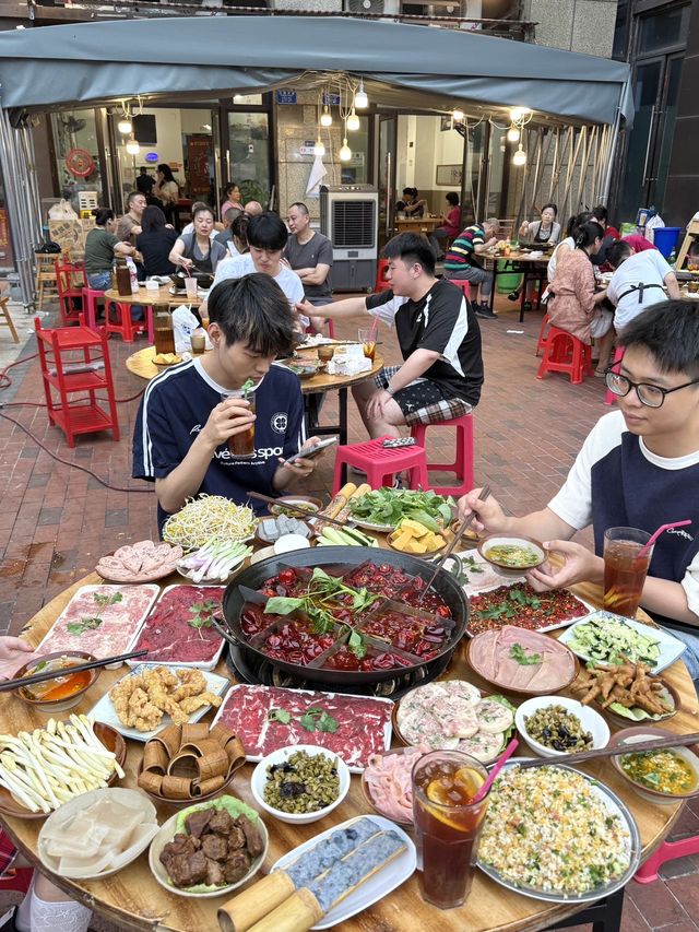 到重慶北站後第一餐請考慮呢間。。。